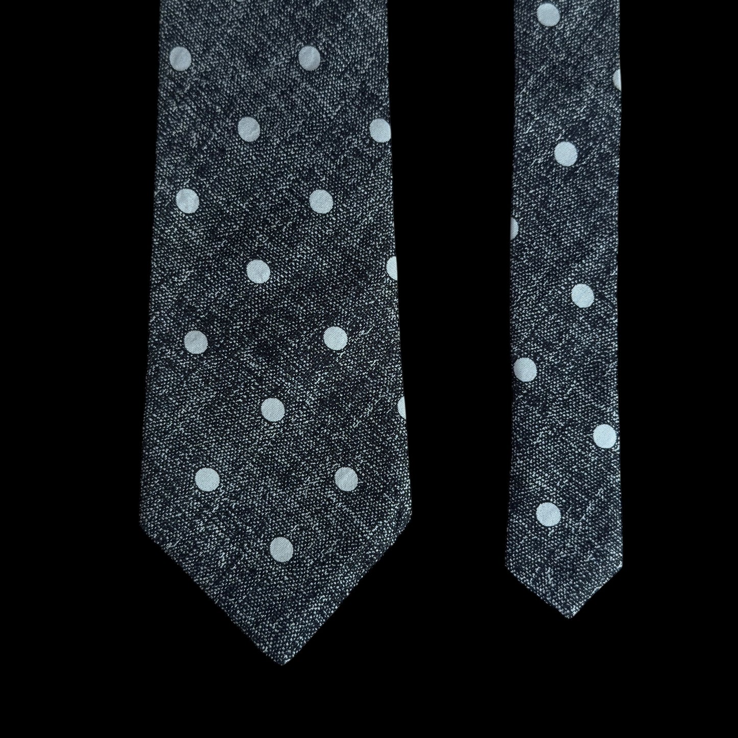 GEORGES RECH Vintage Black/White Polka Dots Silk Tie (9.7 cm by 144 cm)
