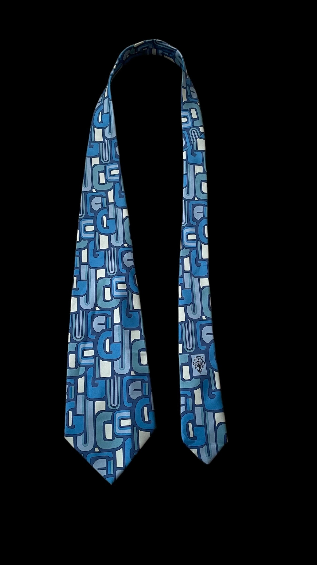 GUCCI blue abstract logos wide tie (9.5 cm by 147.5 cm)