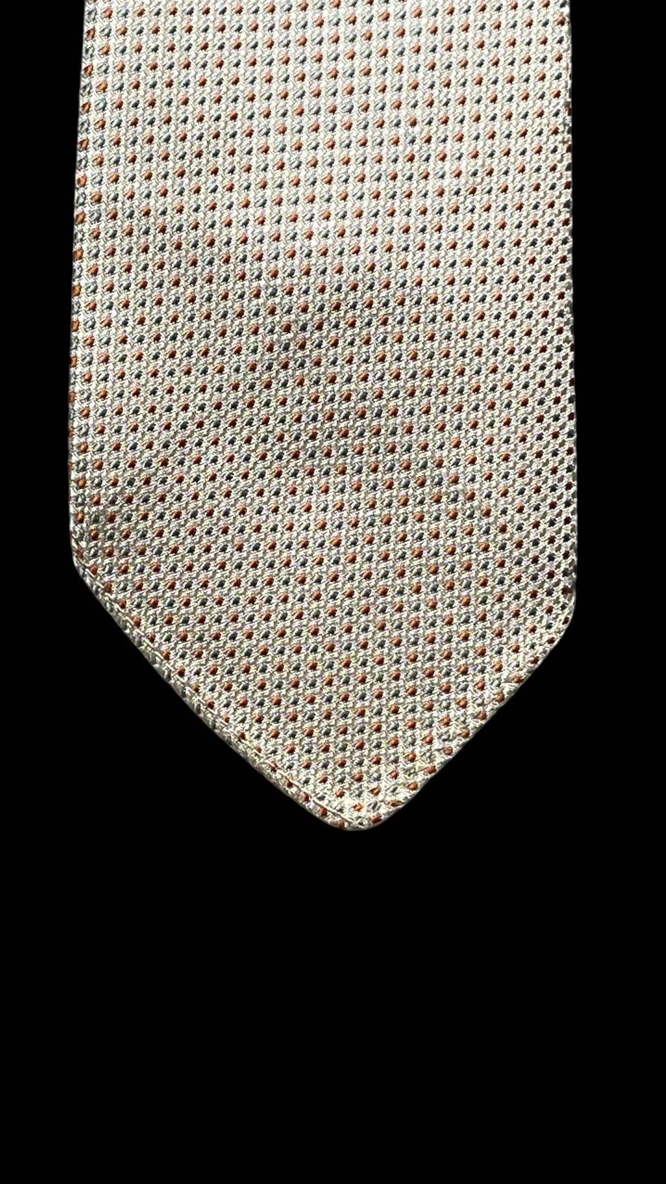 70s GIEVES Vintage Off White Silk Skinny Tie (6.6 cm by 130 cm) Skinny Front.