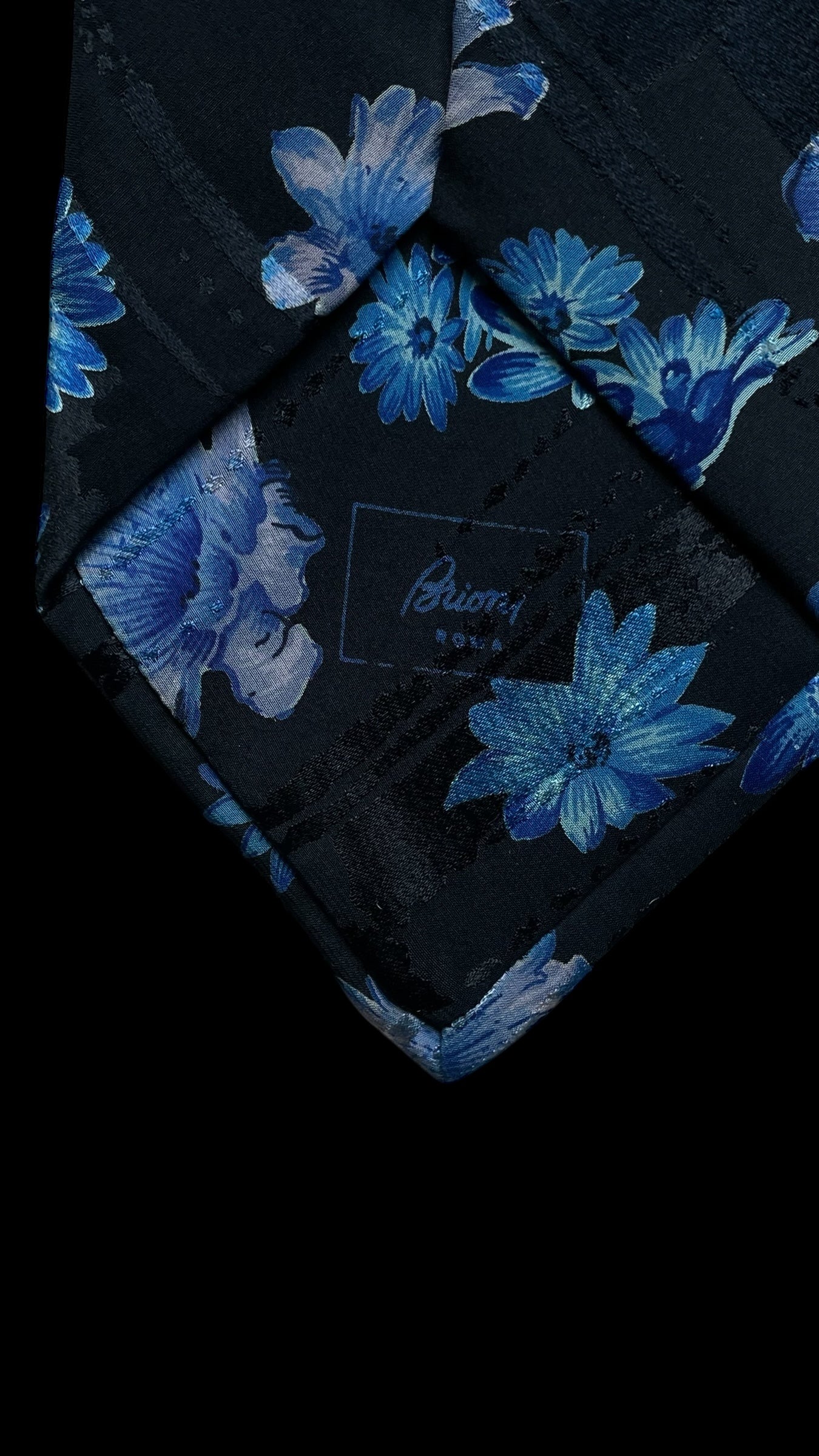 BRIONI Vintage Black Floral Silk Jacquard Tie (9.5 cm by 151 cm) longer length