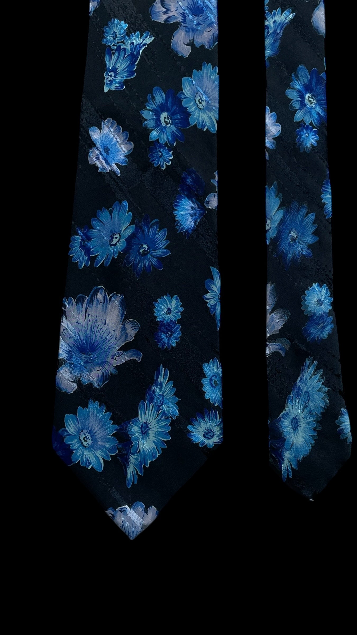 BRIONI Vintage Black Floral Silk Jacquard Tie (9.5 cm by 151 cm) longer length