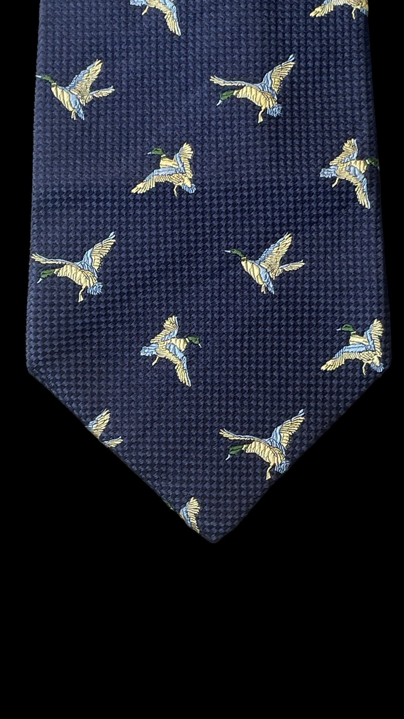 Vintage navy blue birds silk tie by SALVATORE FERRAGAMO (9.5 cm by 147 cm)