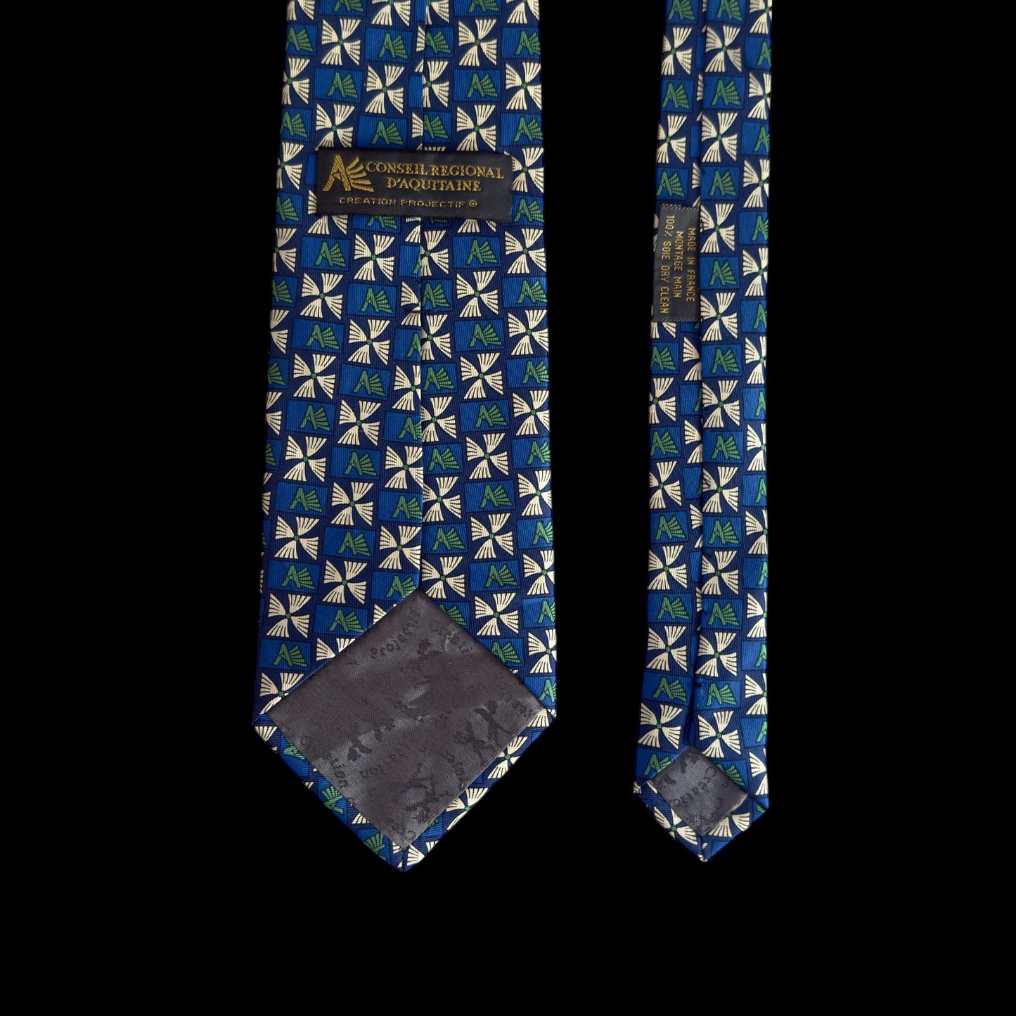 CREATION PROJECTIF   Vintage Navy Blue Abstract Silk Tie (9 cm by 151 cm)