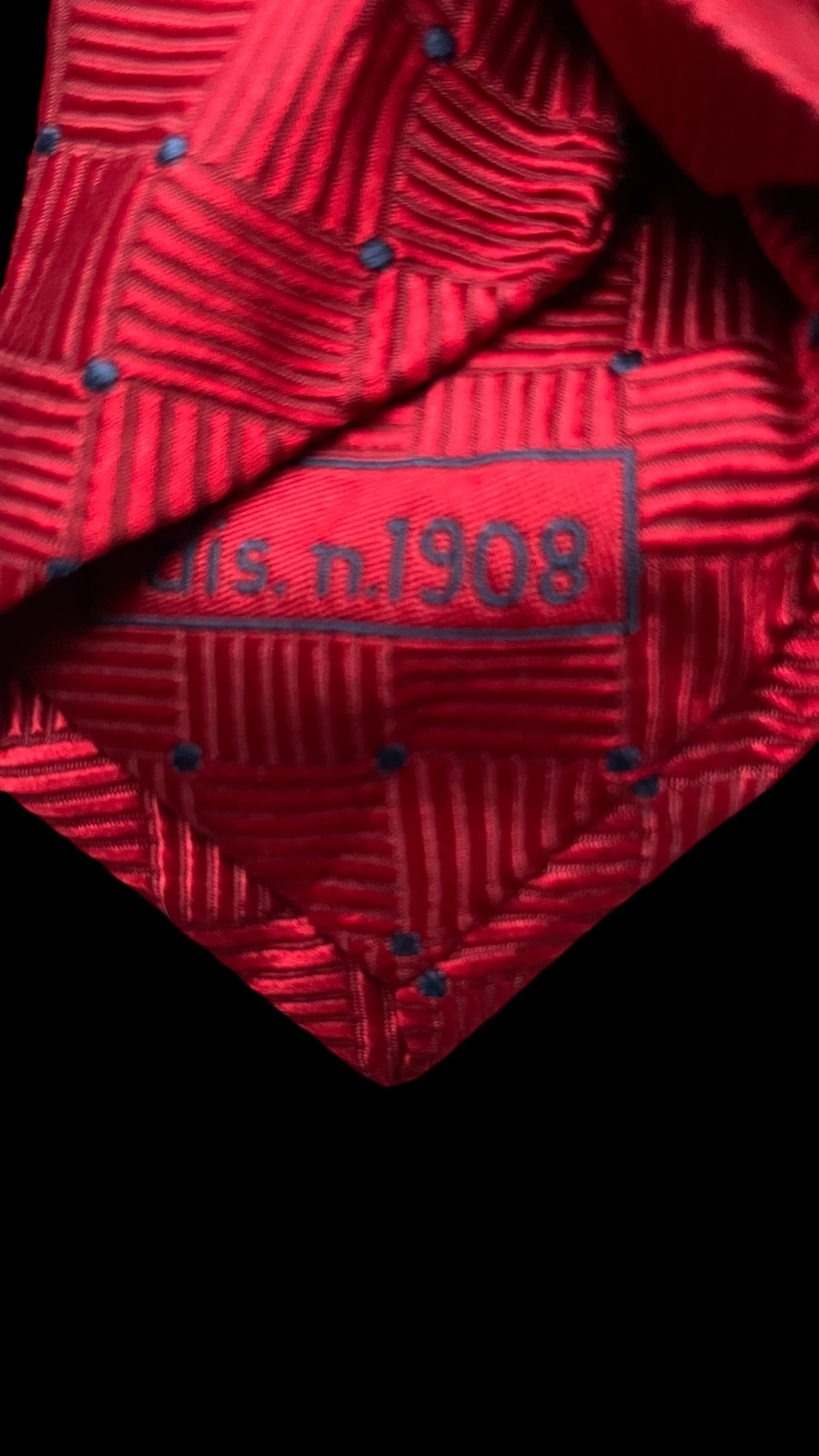 BRIONI Vintage Red Silk Jacquard Tie (9.6 cm by 148.5 cm)