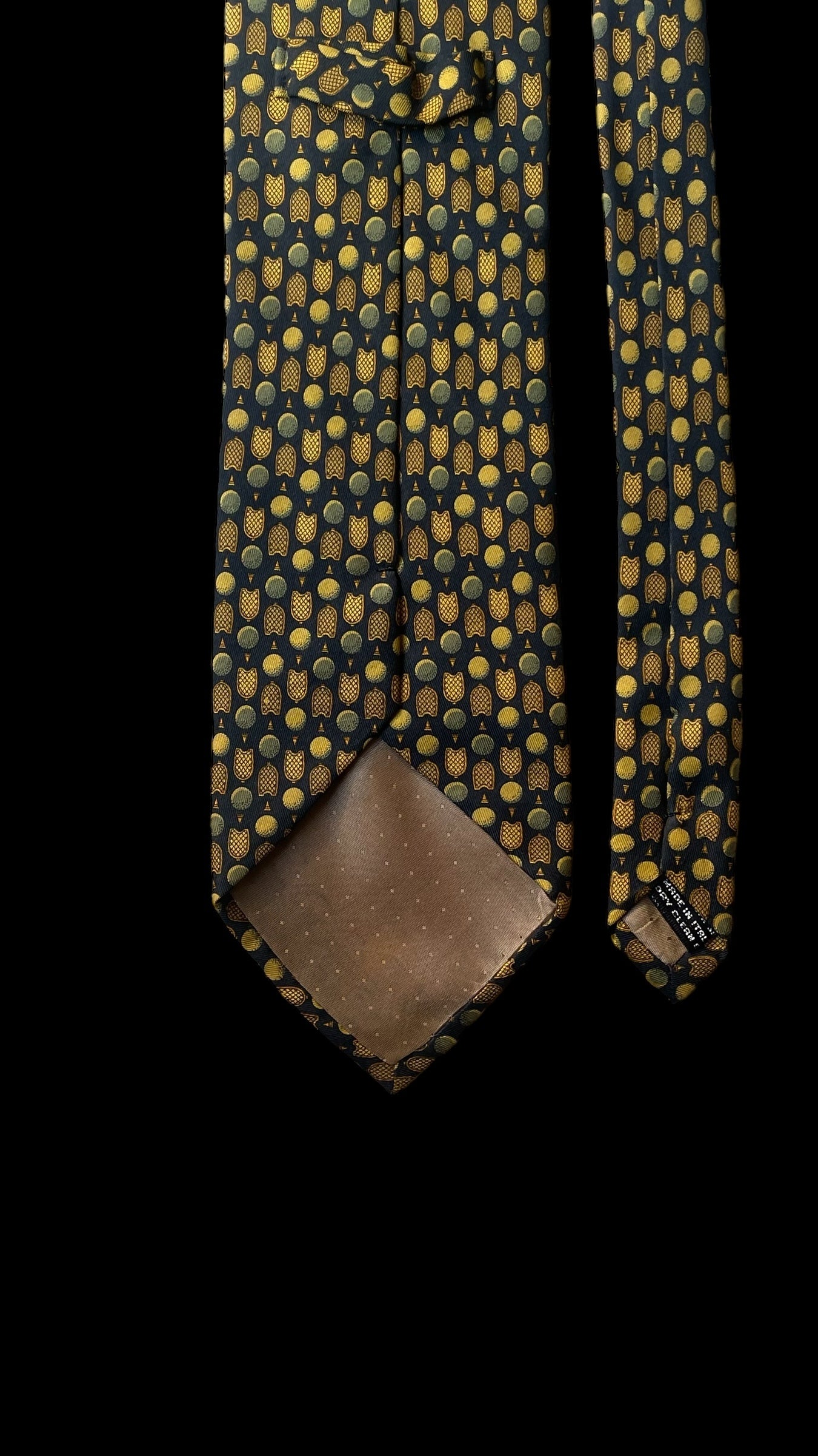 BUGATTI vintage black novelty silk tie (9.5 cm by 150 cm)