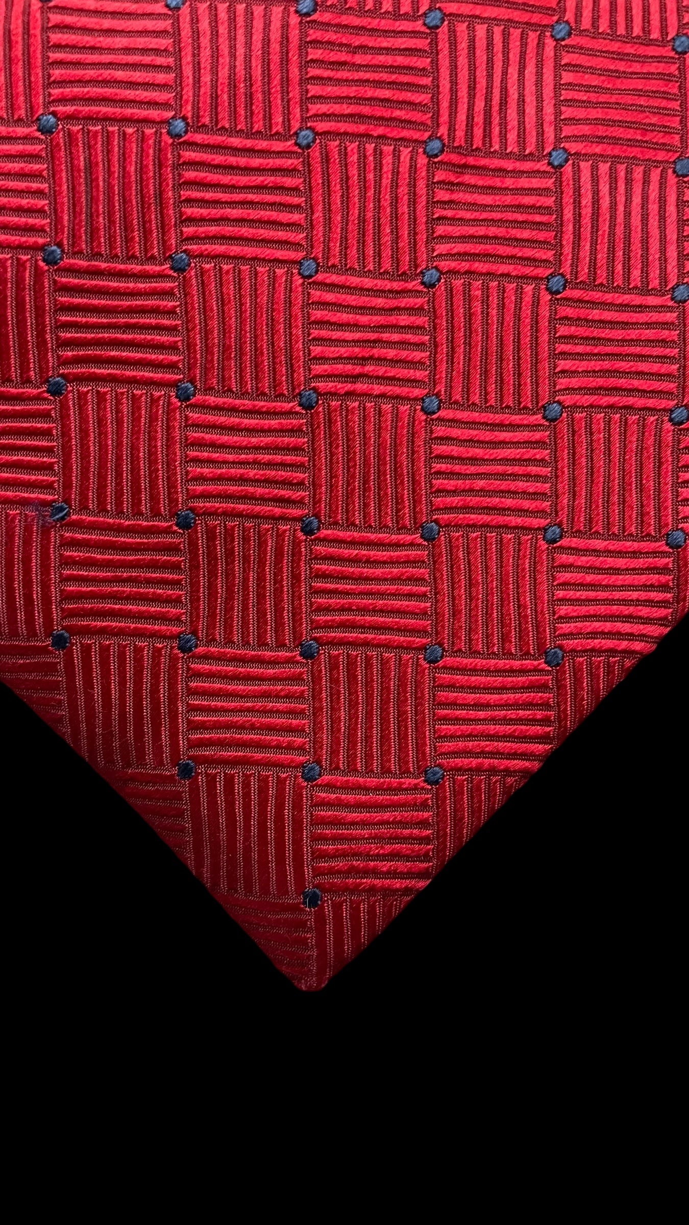 BRIONI Vintage Red Silk Jacquard Tie (9.6 cm by 148.5 cm)