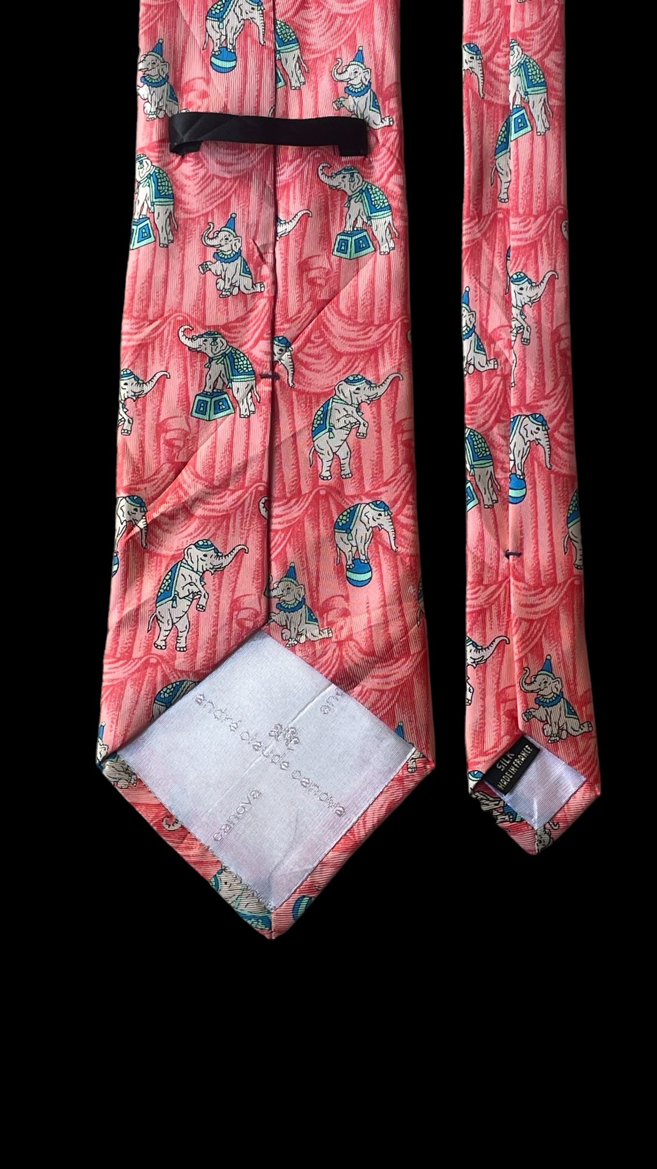 Vintage pink cirque silk tie by ANDRE CLAUDE CANOVA (9.8 cm by 147 cm)