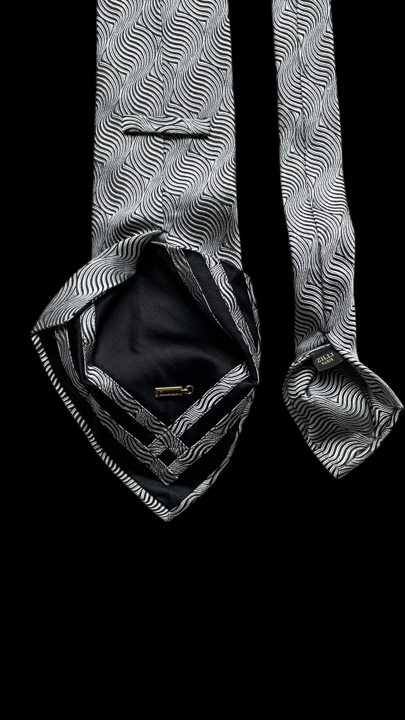 ZILLI Vintage Silk Tie (10 cm by 154 cm). Longer length.