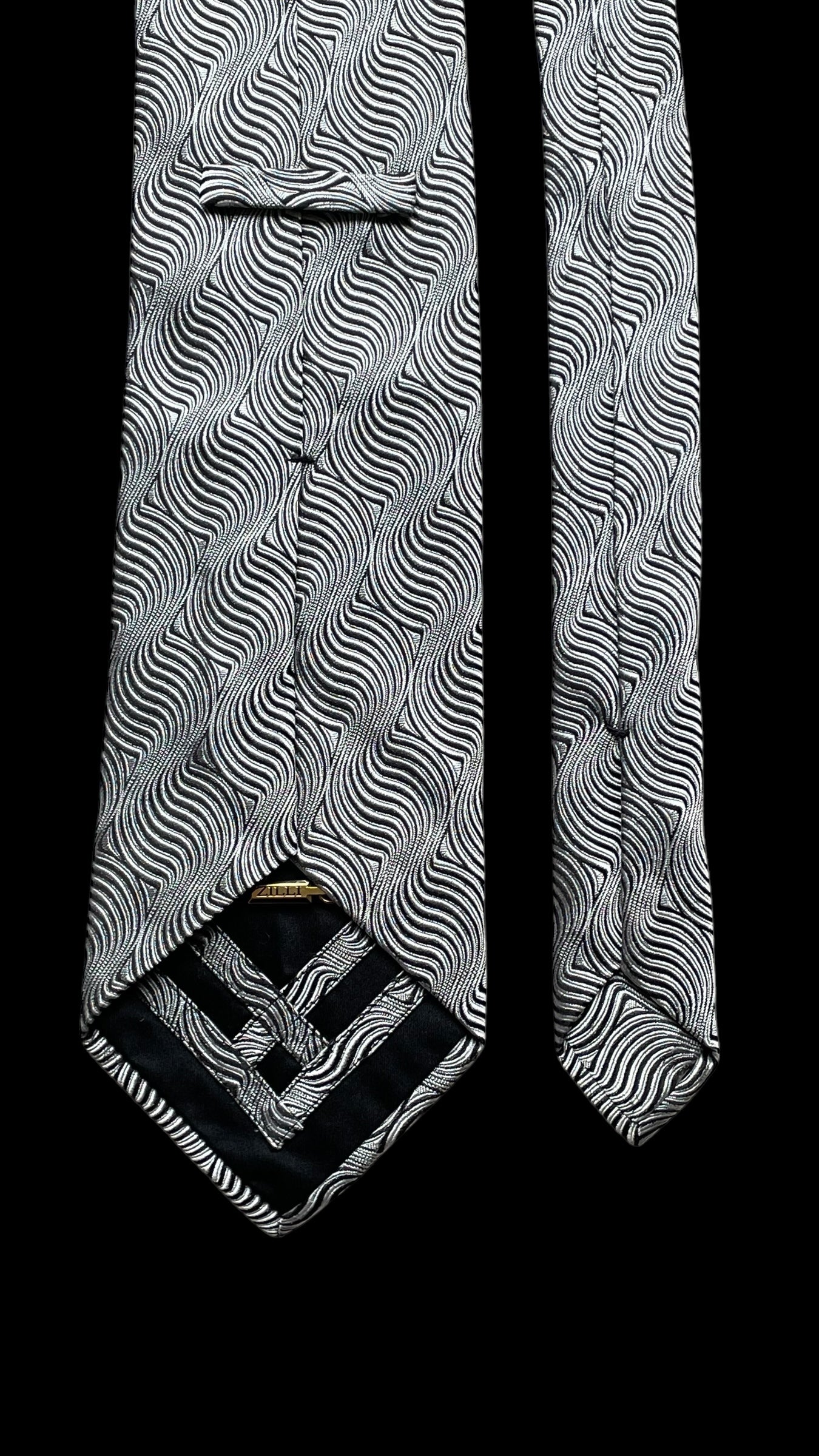 ZILLI Vintage Silk Tie (10 cm by 154 cm). Longer length.