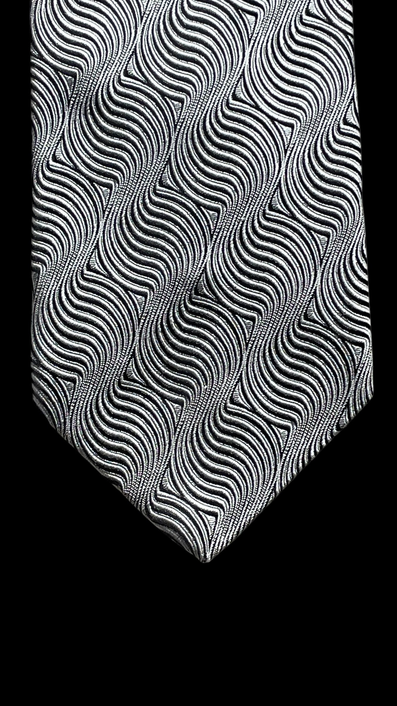 ZILLI Vintage Silk Tie (10 cm by 154 cm). Longer length.