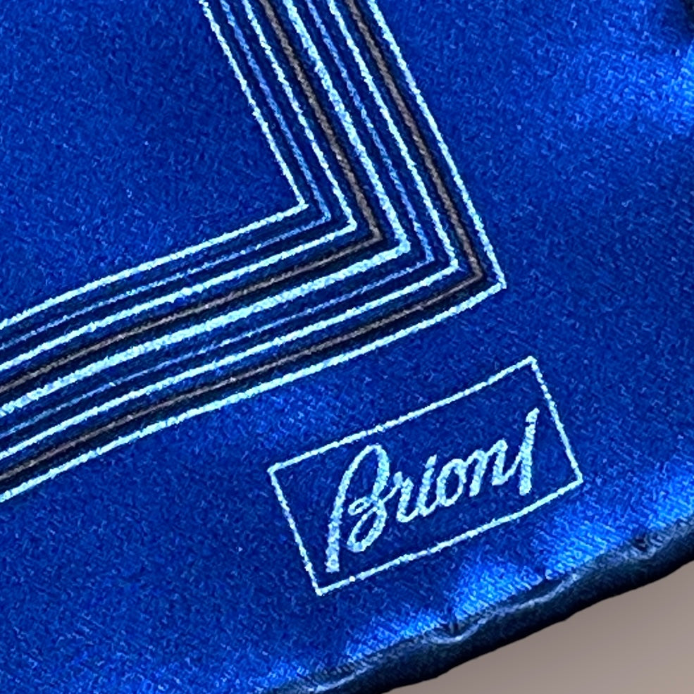 BRIONI Vintage Crepe Silk Tie-Pocket/Square set. Electric-blue geometric printed.