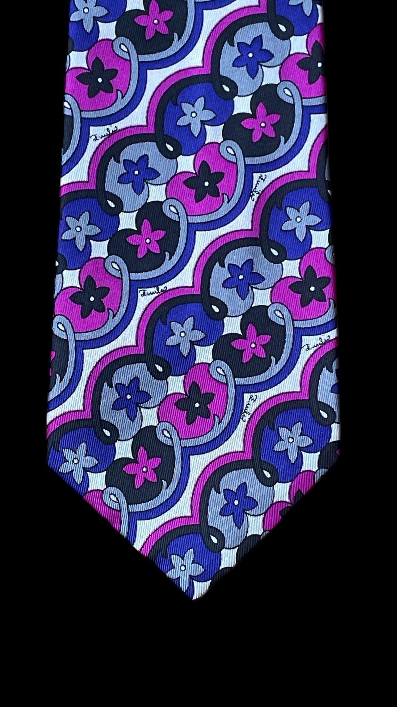 EMILIO PUCCI Vintage White Psychedelic Silk Tie (9 cm by 128.5 cm)