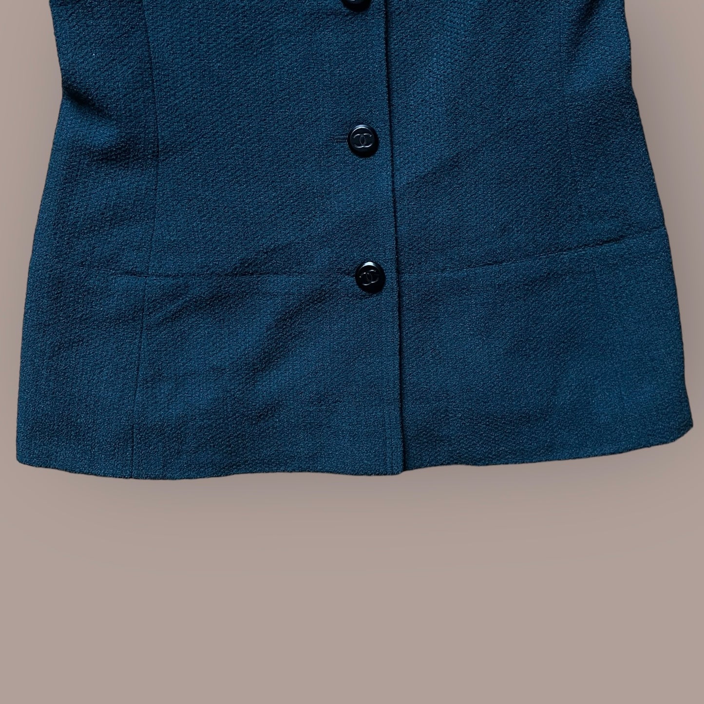 CHANEL Vintage Dark Green Skirt Suit. Size 36 (Extra Small).