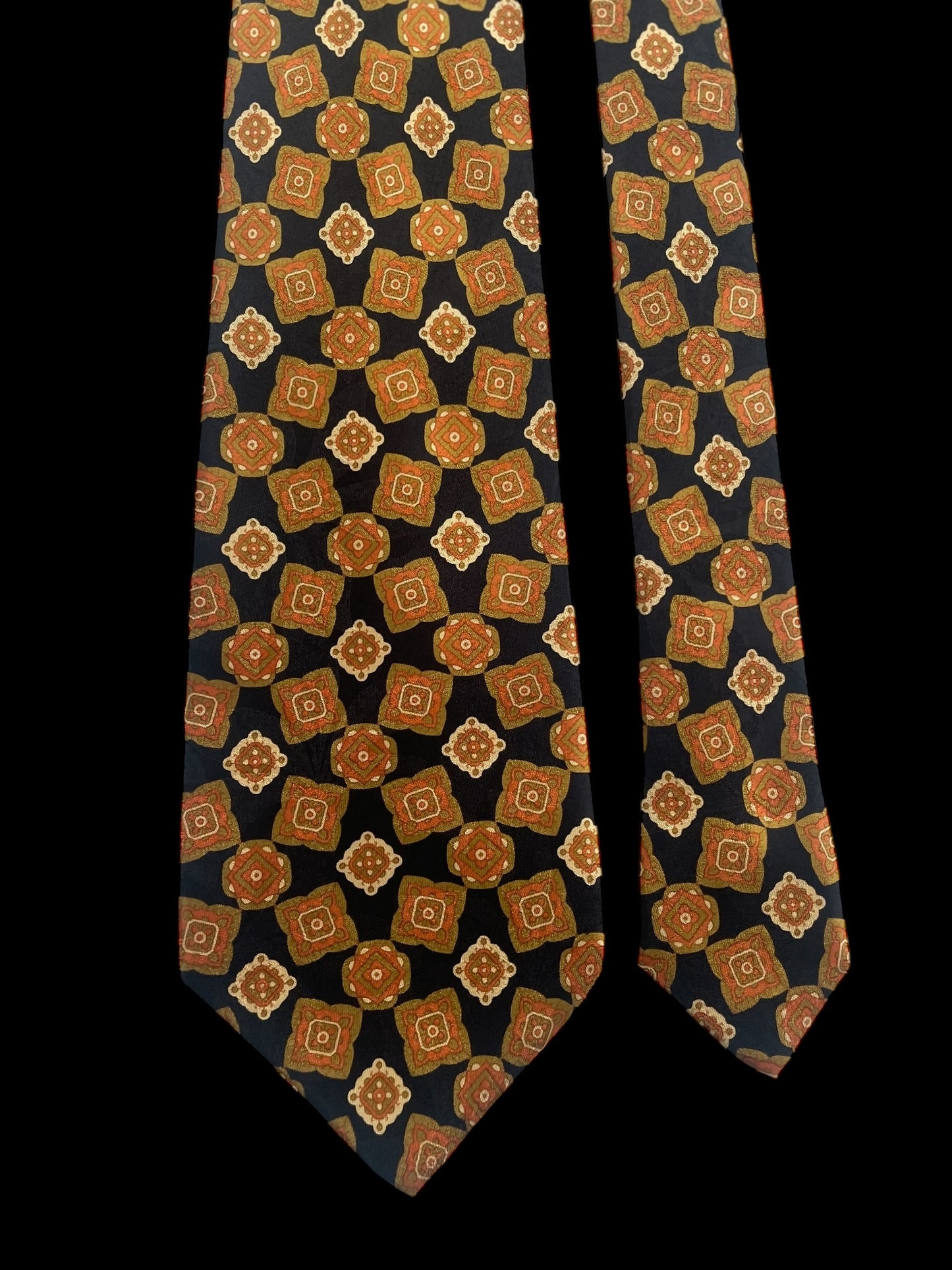 WANA Vintage Black Paisley Crepe Silk Jacquard Tie (8.8 cm by 154 cm) Longer Length & Medium Front Size.