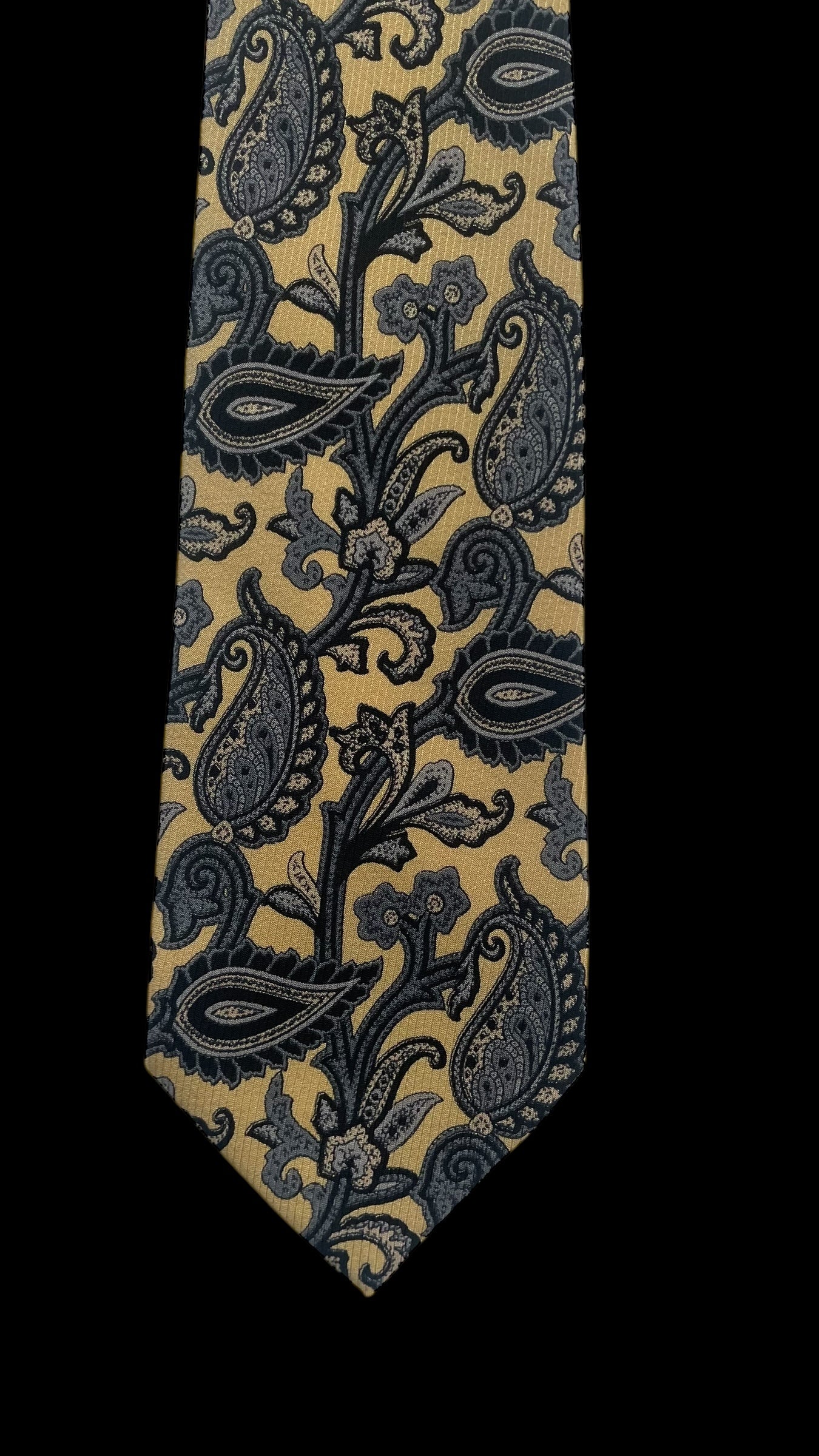 STEFANO RICCI Vintage Yellow Paisley Crepe Silk Jacquard Tie (7.6 cm by 148.5 cm) Medium Front Size.