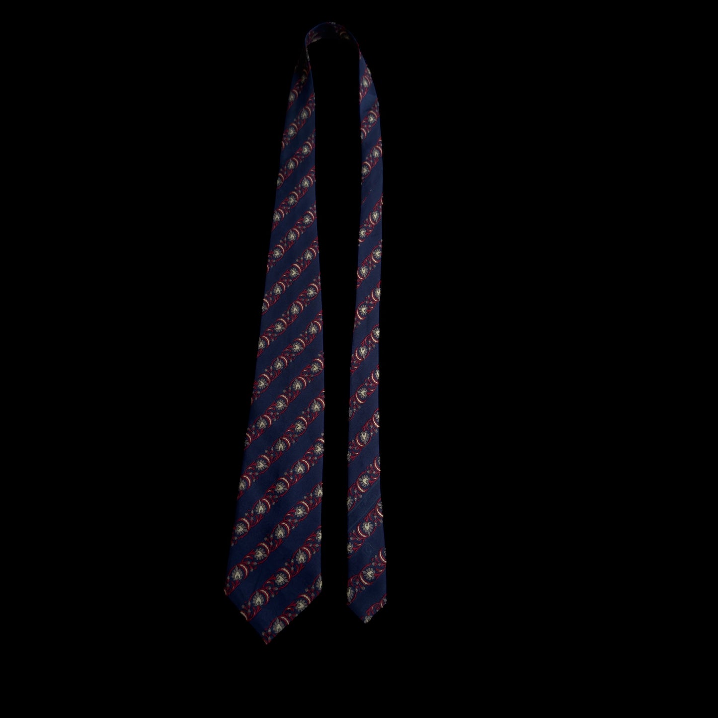 CHRISTIAN DIOR Vintage Navy Blue Floral Silk Tie (9.1 cm by 146 cm)