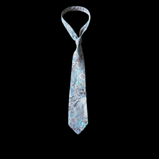 Vintage White Floral Cotton Tie By CACHAREL (La chemiserie) 8.3 cm by 148.5 cm
