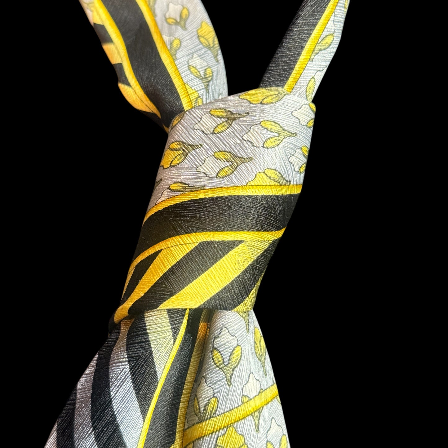 Vintage Silver Novelty Crepe Silk Jacquard Tie By VITALIANO PANCALDI (9.7 cm by 150.5 cm)