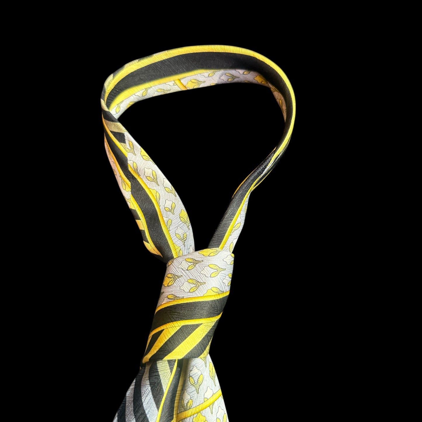 Vintage Silver Novelty Crepe Silk Jacquard Tie By VITALIANO PANCALDI (9.7 cm by 150.5 cm)