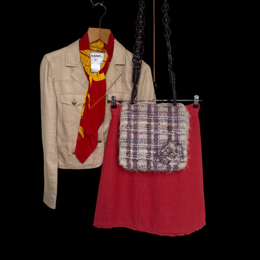 CHANEL Vintage Safari-Style Jacket. Size 38 (Small) Linen/Silk Blended