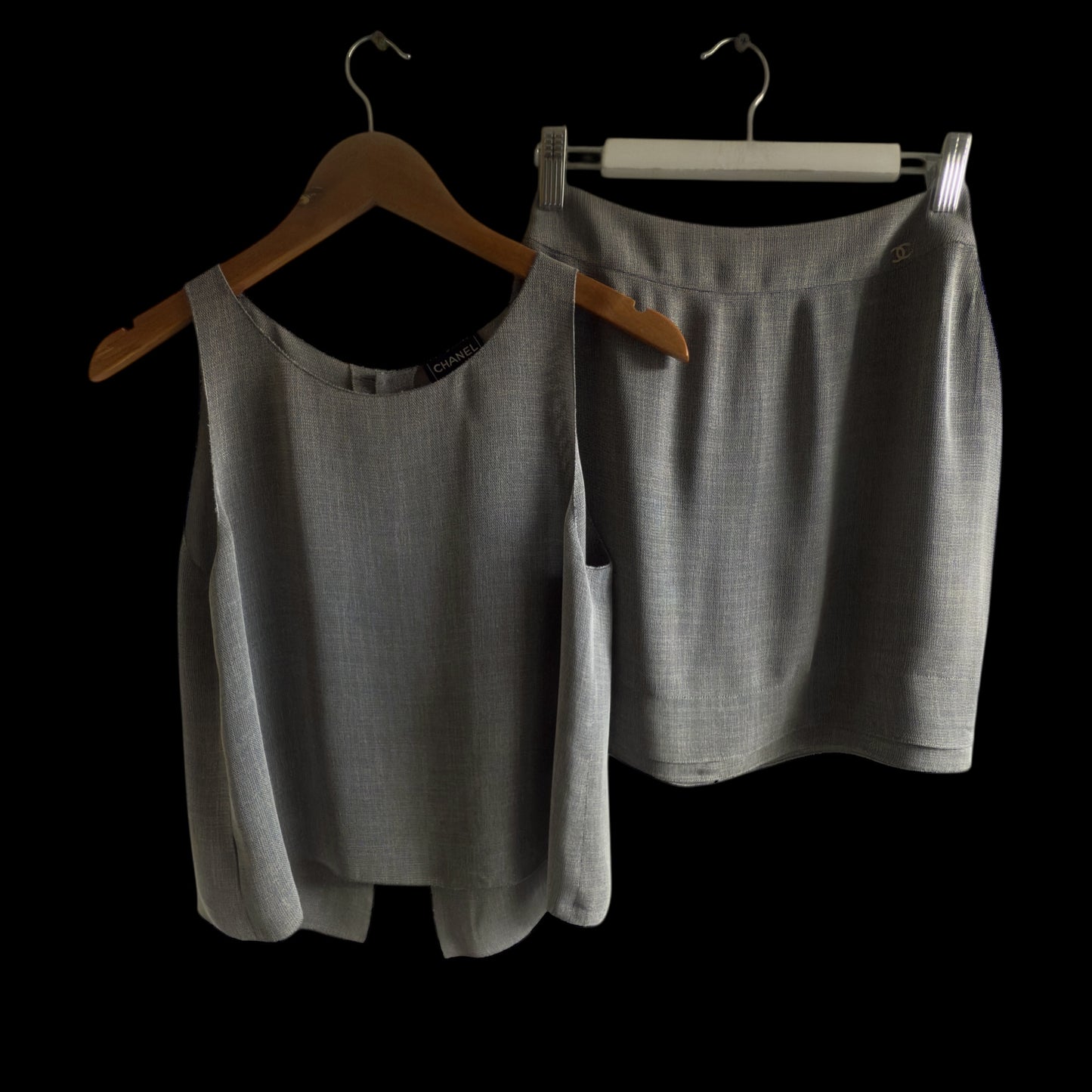 CHANEL Vintage Grey Top/Skirt Set . Size 36 (Extra Small).